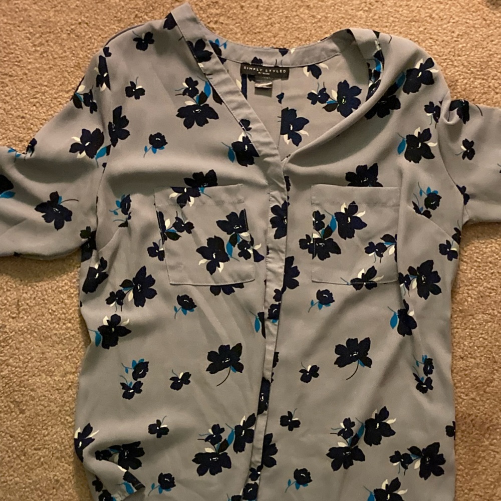 Simply Styled floral Top